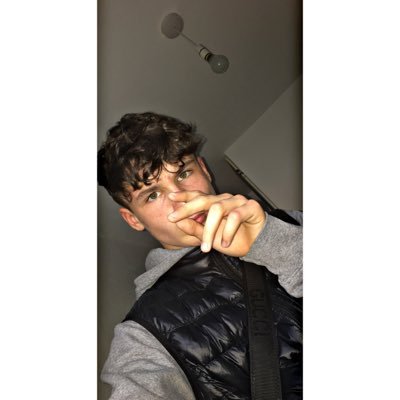 Profile Picture of Ben Chilton (@xVaqzuh) on Twitter