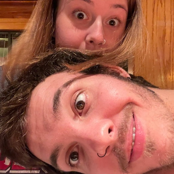 Profile Picture of Thomas Pifer iv (@thomaspiferiv) on Poshmark