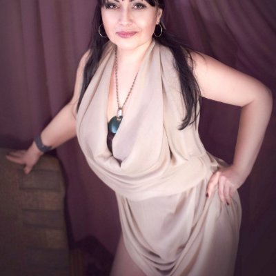 Profile Picture of April Root (@AprilRoot8) on Twitter