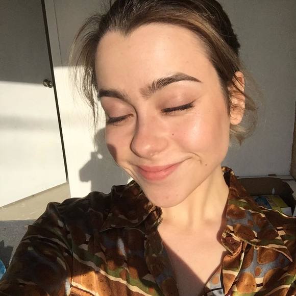 Profile Picture of Rosie Gabrielli (@toastrovn) on Poshmark