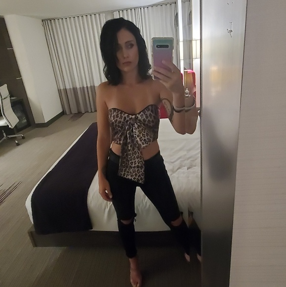 Profile Picture of Brittany Bassett-quintero (@bbassett83) on Poshmark