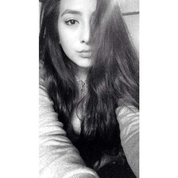 Profile Picture of Cassandra Ayala (@cassandraayala) on Poshmark