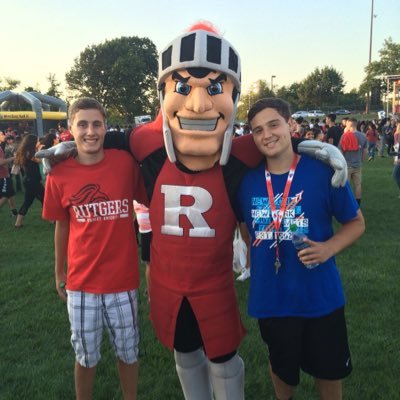 Profile Picture of James Lenzion Twitter