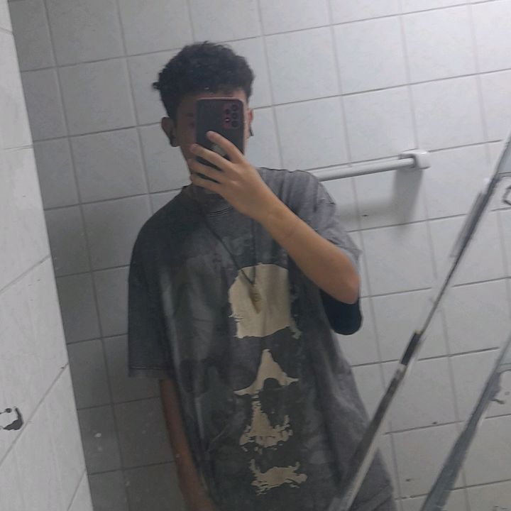 Profile Picture of Sebastián Ballester (@se._.bs) on Tiktok