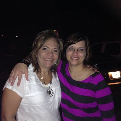 Profile Picture of Cindy Wiggins (@vcvzc) on Twitter