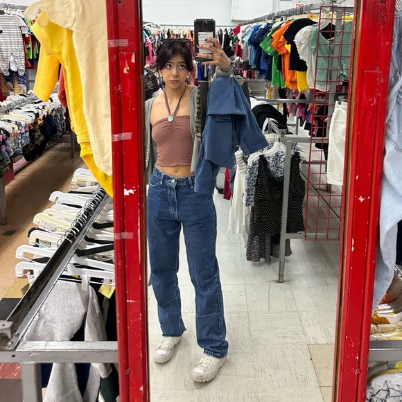 Sofia Villanes - Poshmark Profile Picture of Sofia Villanes (@sofivi25) on Poshmark