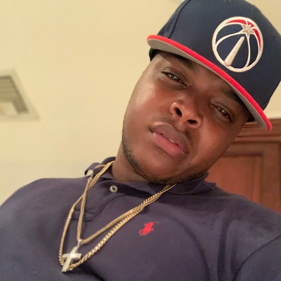 Profile Picture of Joel Wanamaker (@joel_elijah) on Poshmark