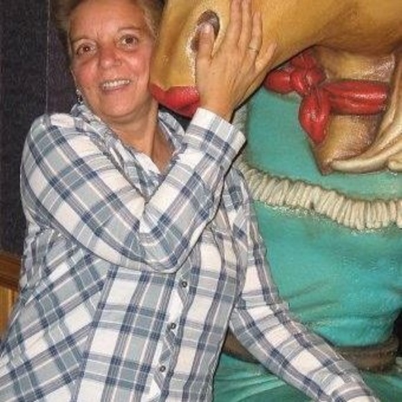 Profile Picture of Sue Mccloskey (@mccloskeysue7) on Poshmark