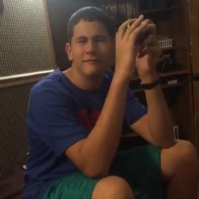 Profile Picture of Brett Lemieux (@jhfhfhvykfyjdyh) on Twitter