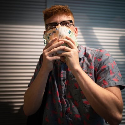 Profile Picture of Chris Bitler (@BitlerVlogs) on Twitter