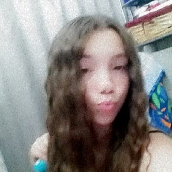 Cheyenne Sims - Poshmark Profile Picture of Cheyenne Sims (@river2008829) on Poshmark