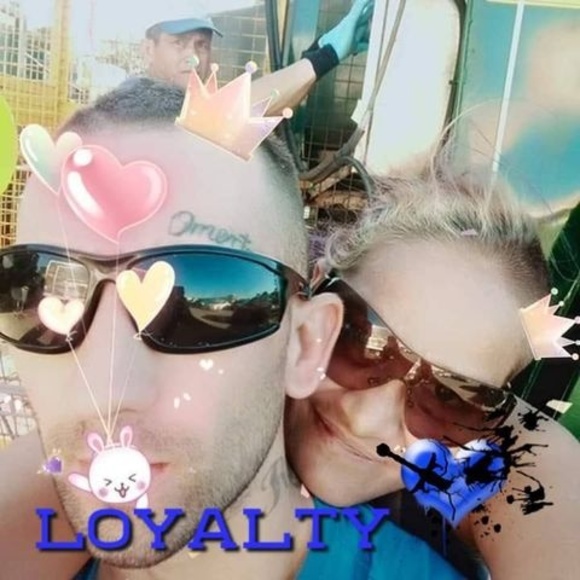 Profile Picture of Simone Marschkehenningsen (@shenningsen37) on Poshmark