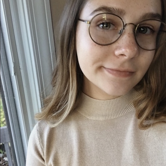 Profile Picture of Sidney Rancour (@sidrancour) on Poshmark