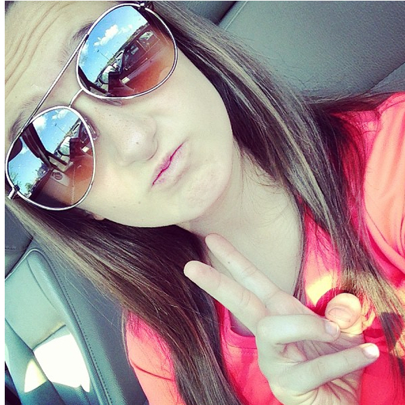 Profile Picture of Madison Colbert (@madisoncolbert) on Poshmark