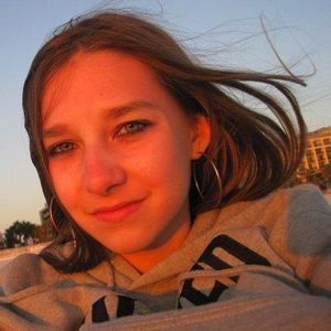 Profile Picture of Sara Wojciehowski (@sarakeys) on Myspace