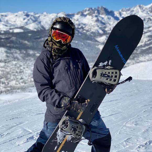 Profile Picture of Tomás Arturo (@tomtom352) on Poshmark