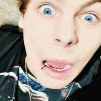 Profile Picture of Pls Luke (@AshMikeLukeyCal) on Twitter