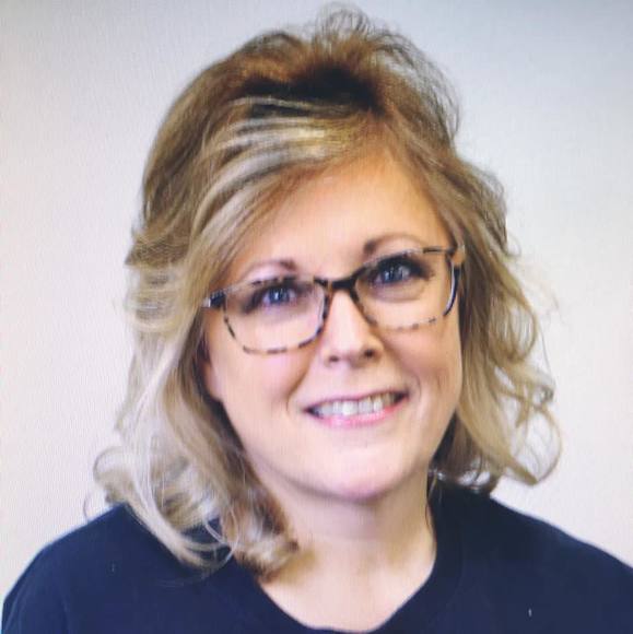 Profile Picture of Robin Watts (@tidemomma) on Poshmark