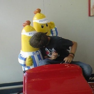 Profile Picture of Sam Rockliffe (@samrockliffe) on Myspace