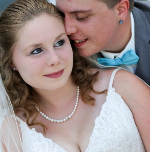 Profile Picture of Angel Forren (@_just_let_it_go) on Poshmark