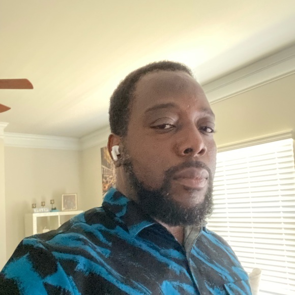 Profile Picture of Emeka Okafor (@emekadede) on Poshmark