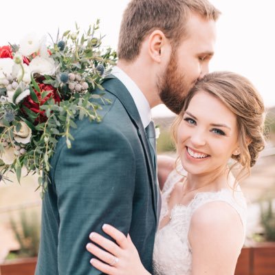 Profile Picture of Hannah Raye Tucker (@hrayeofsunshine) on Twitter