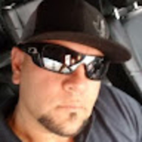 Profile Picture of Steve Gallegos (@stevegallego982) on Poshmark