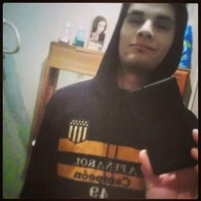 Profile Picture of Cristian  Mello (@cristian_queve) on Twitter