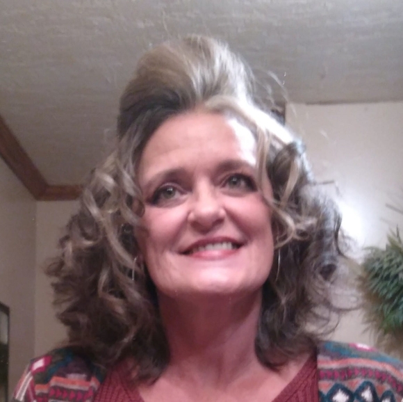 Profile Picture of Jayne Pardue (@boopardue) on Poshmark