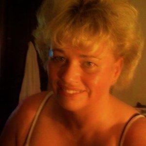 Profile Picture of Lori Jestes (@pretty_huntress) on Myspace