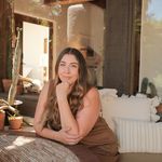 Profile Picture of Talia | Desert Living (@talia.root) on Instagram