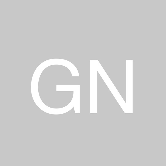 Profile Picture of Genefer Nickell (@genefernickel) on Poshmark