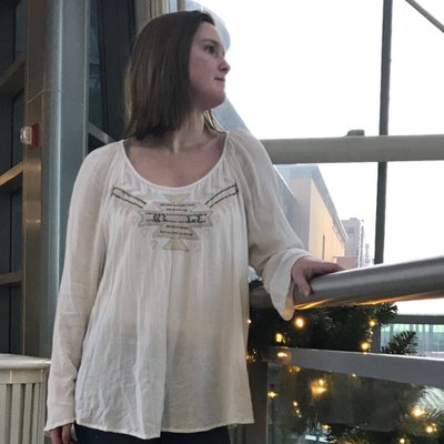 Profile Picture of Tiffany Hunsinger (@Tiff_Alice) on Twitter