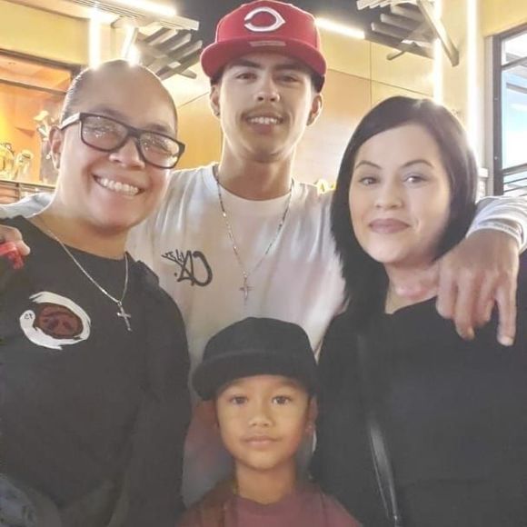 Profile Picture of Shawna Duenas (@duenas_martinez) on Poshmark