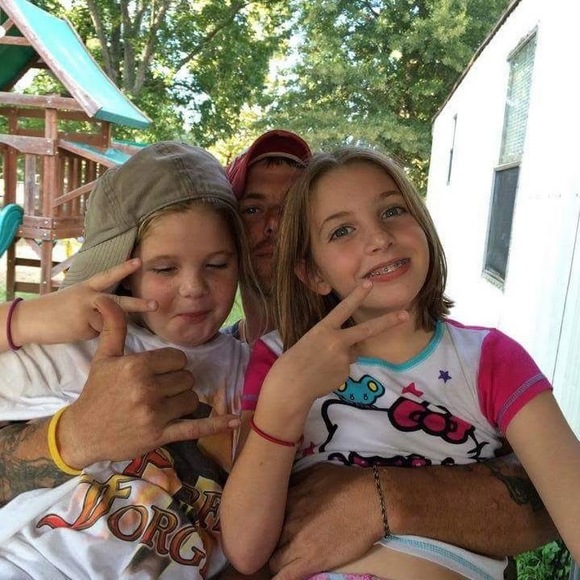 Profile Picture of Steven Scroggins (@dougscroggins79) on Poshmark