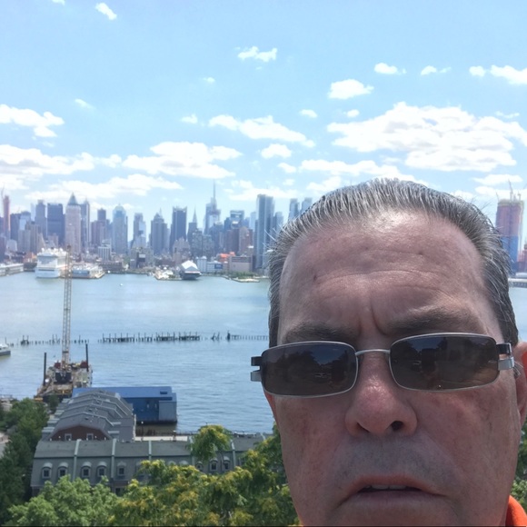 Profile Picture of Francisco Pousada (@francisco4) on Poshmark