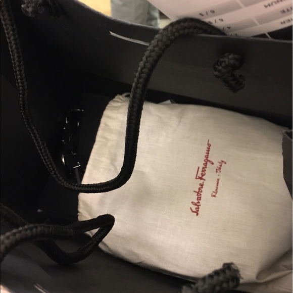 Profile Picture of Dunca Chen (@duncanc15) on Poshmark