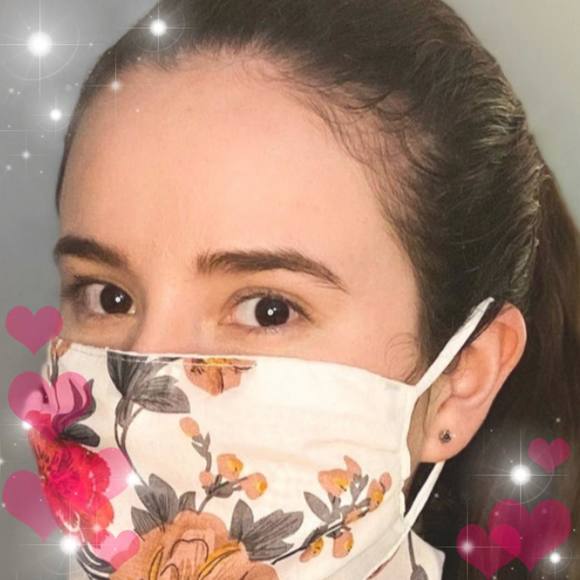 Profile Picture of Liz Manansala (@lizmanansala) on Poshmark