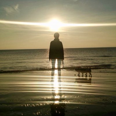 Profile Picture of Claire Stead (@theclairestead) on Twitter