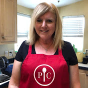 Profile Picture of Amy Gates (@amystastytidbits) on Youtube