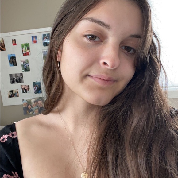 Profile Picture of Josefine Friedemann (@jsfnf) on Poshmark