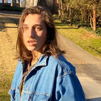 Profile Picture of Lena Schaefer (@LenaRose1827) on Twitter