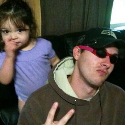 Profile Picture of Dustin Pell (@zamguy87) on Twitter