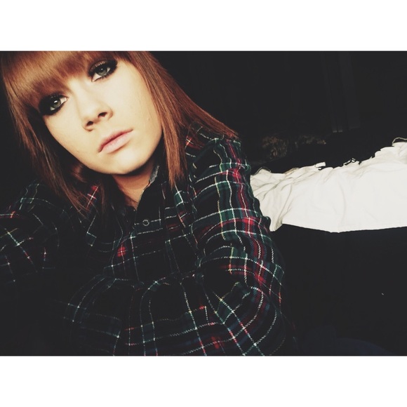 Profile Picture of Madison Schierbeek (@madisonrosesch) on Poshmark