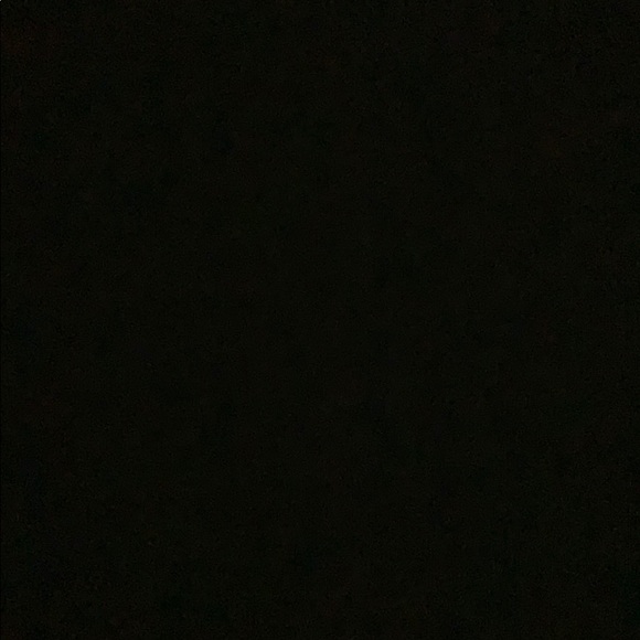 Profile Picture of Mia Terry (@miat2449) on Poshmark