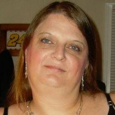 Profile Picture of Pam Crouch (@PamCrouch0228) on Twitter