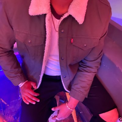 Profile Picture of Adrian Gonzalez (@a_gonZ71) on Twitter
