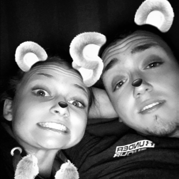 Profile Picture of Greggory Tuten (@izicktuten) on Poshmark