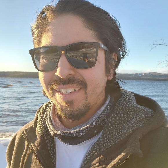 Profile Picture of Sylvester Joseph (@gordjoseph19991) on Poshmark