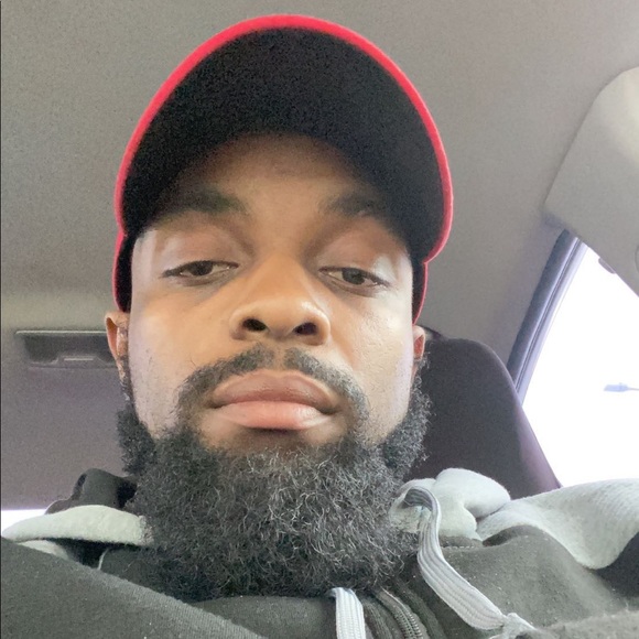 Profile Picture of Andre Nolbert (@dre5080) on Poshmark
